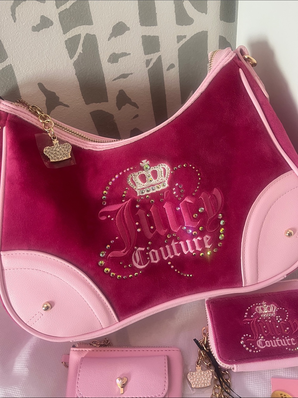 Juicy Couture shoulder bag with matching wallet 💖